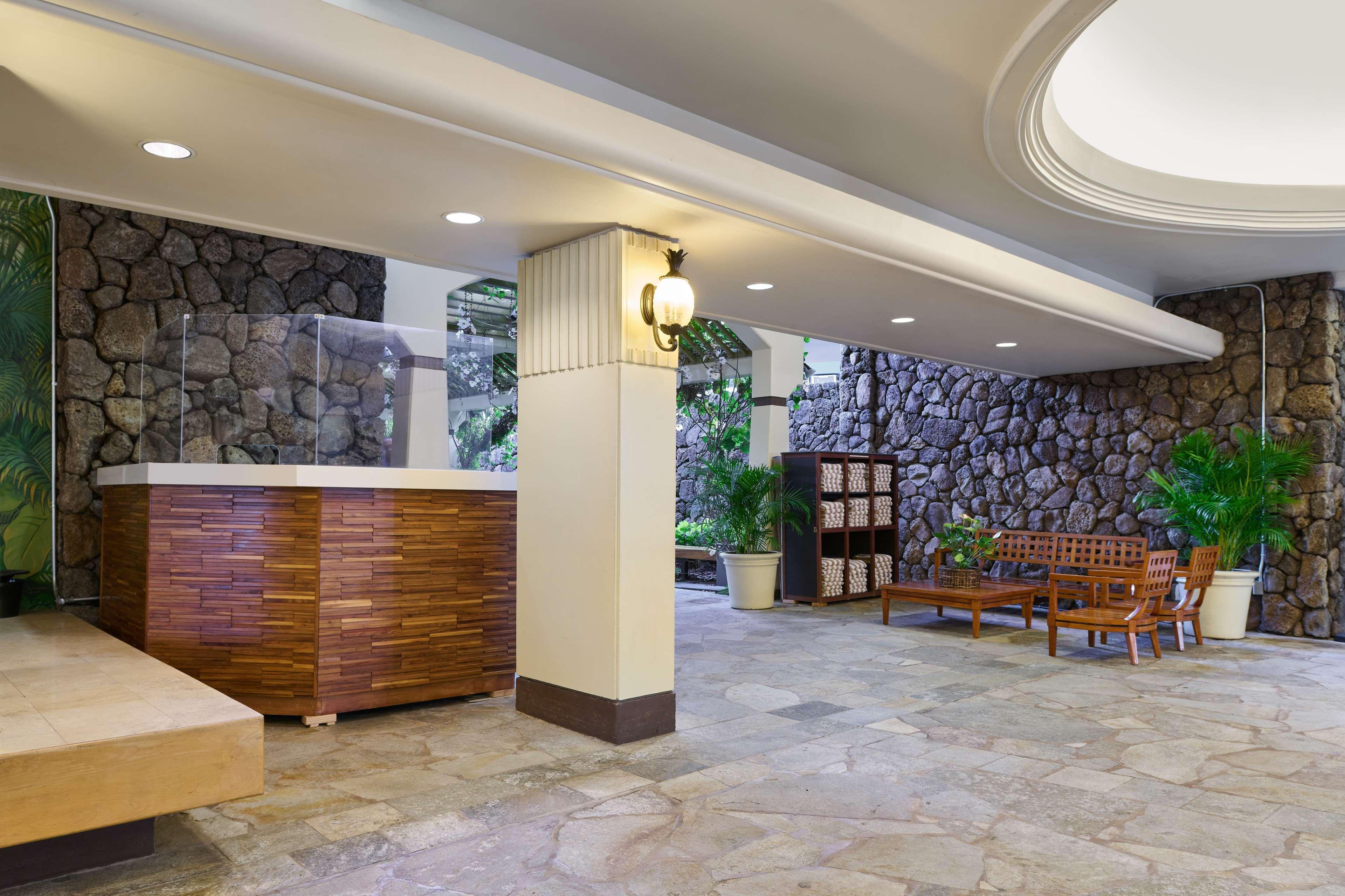 Aston Waikiki Beach Tower Honolulu Kültér fotó Lobby