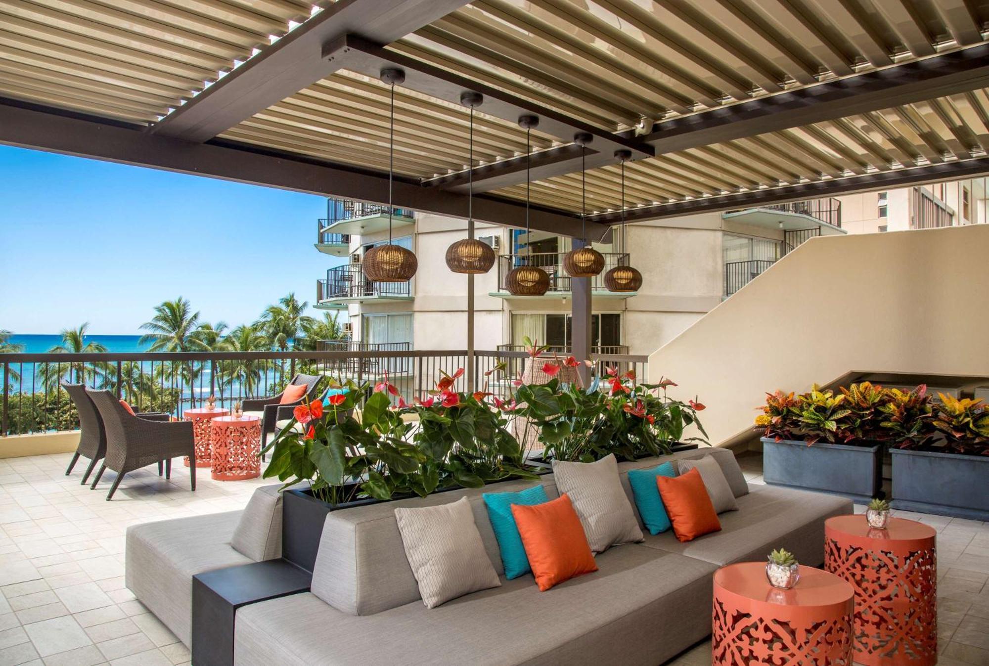 Aston Waikiki Beach Tower Honolulu Kültér fotó The Terrace at the Four Seasons